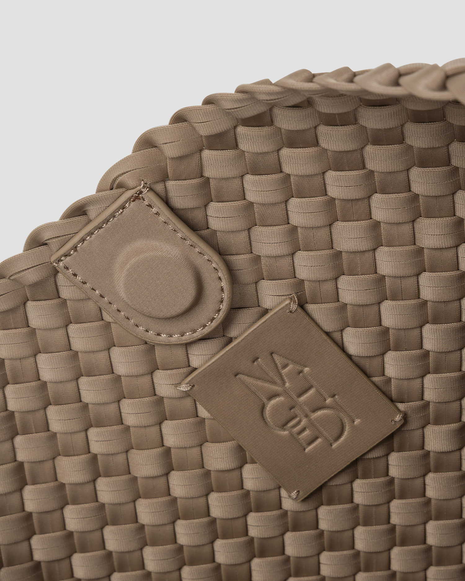 Dámska ručne pletená kabelka Naghedi Nomad Hobo Medium