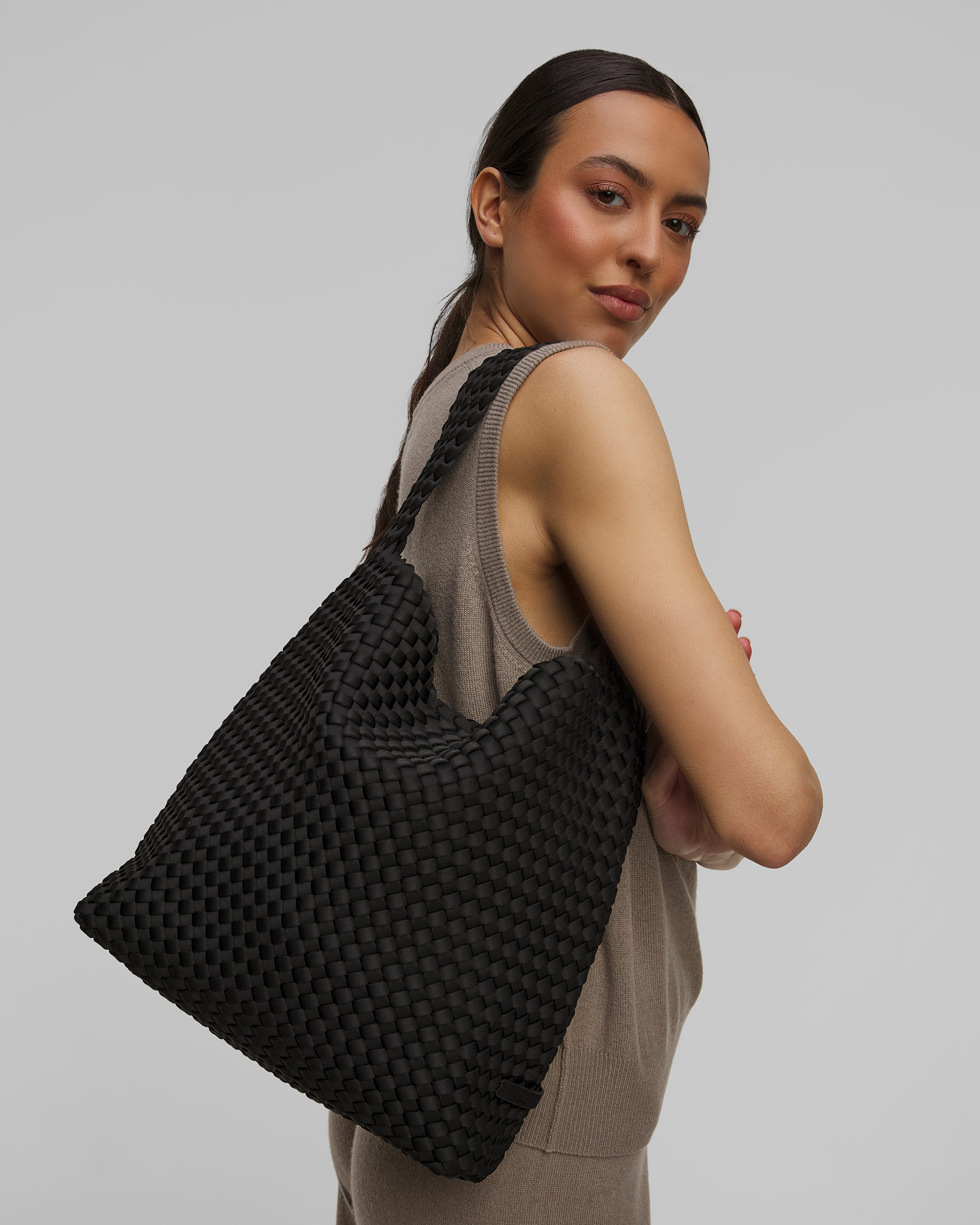 Sac à main tressé pour femmes Naghedi Nomad Hobo Medium
