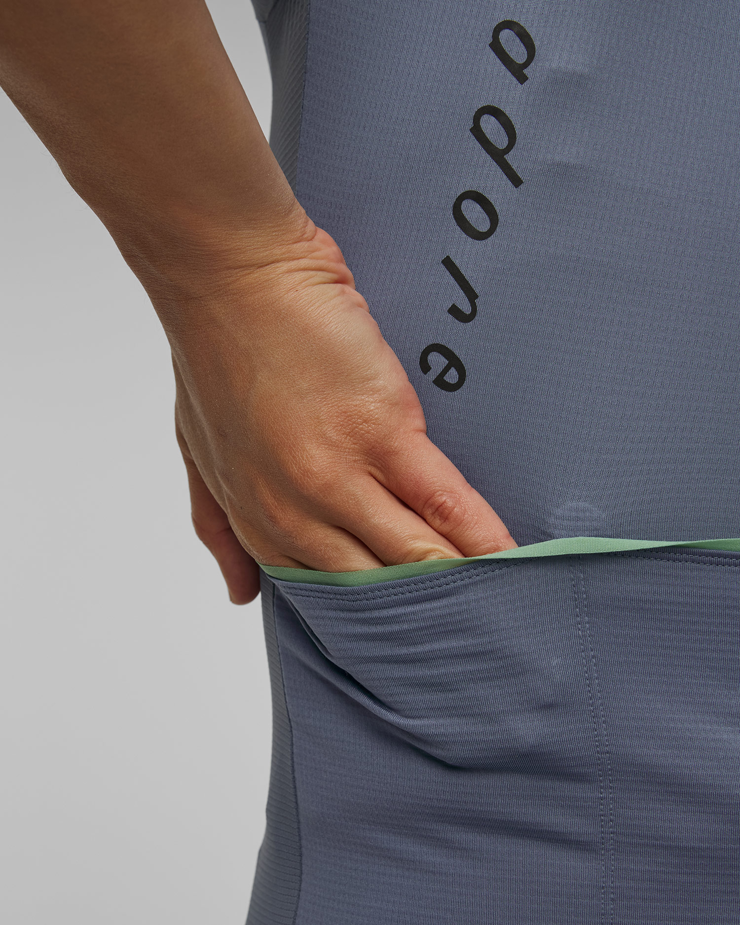 Koszulka rowerowa damska Isadore Signature Merino Tech Jersey granatowa