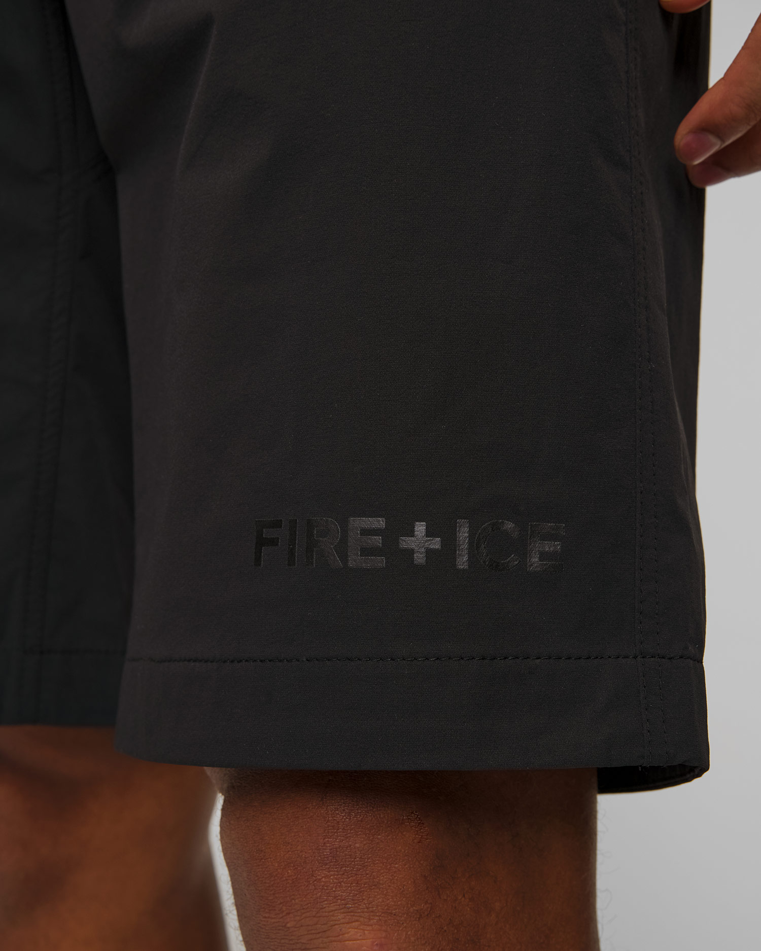 Černé pánské funkční kraťasy BOGNER FIRE+ICE Cewan