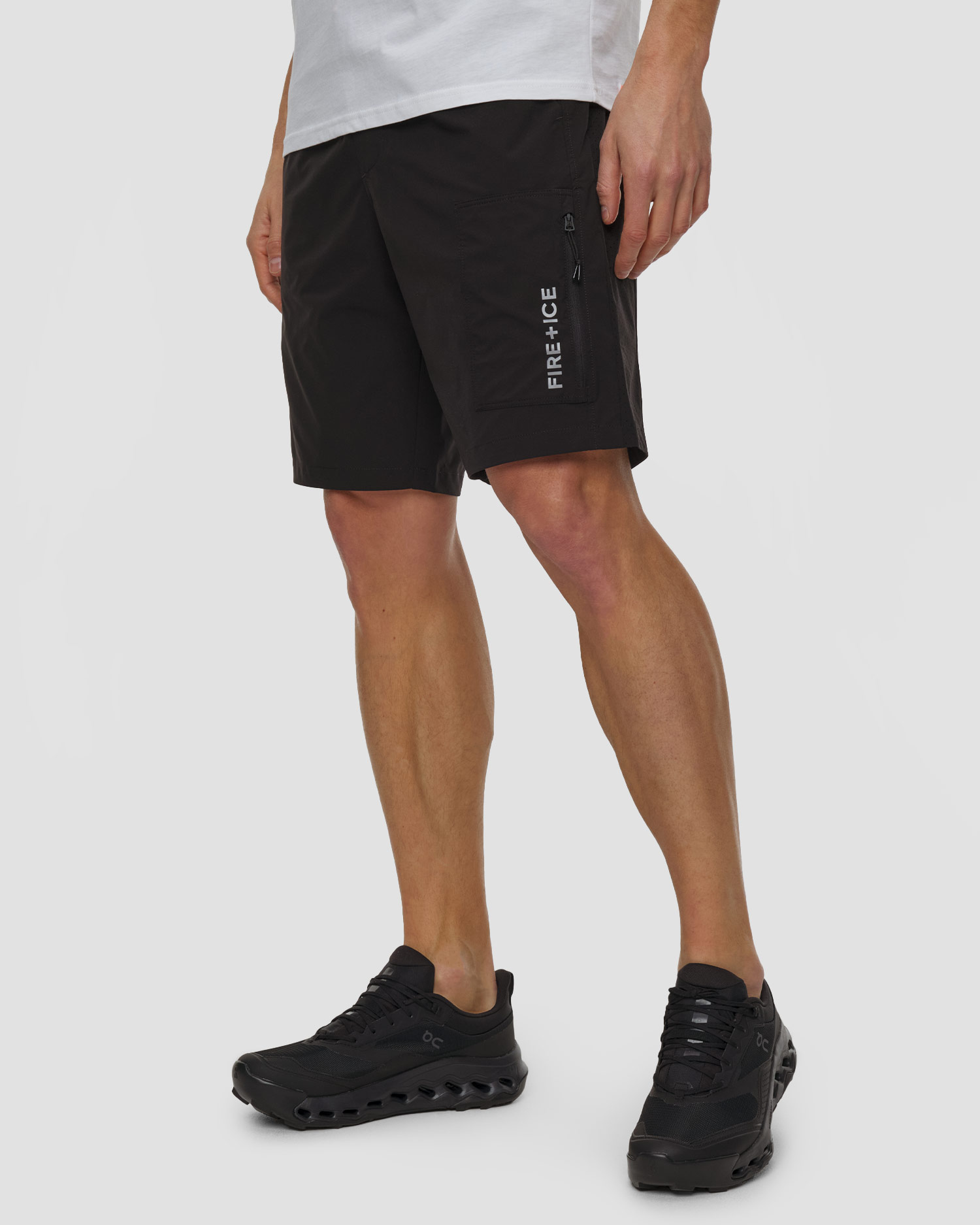 Černé pánské teplákové šortky BOGNER FIRE + ICE PAVEL2