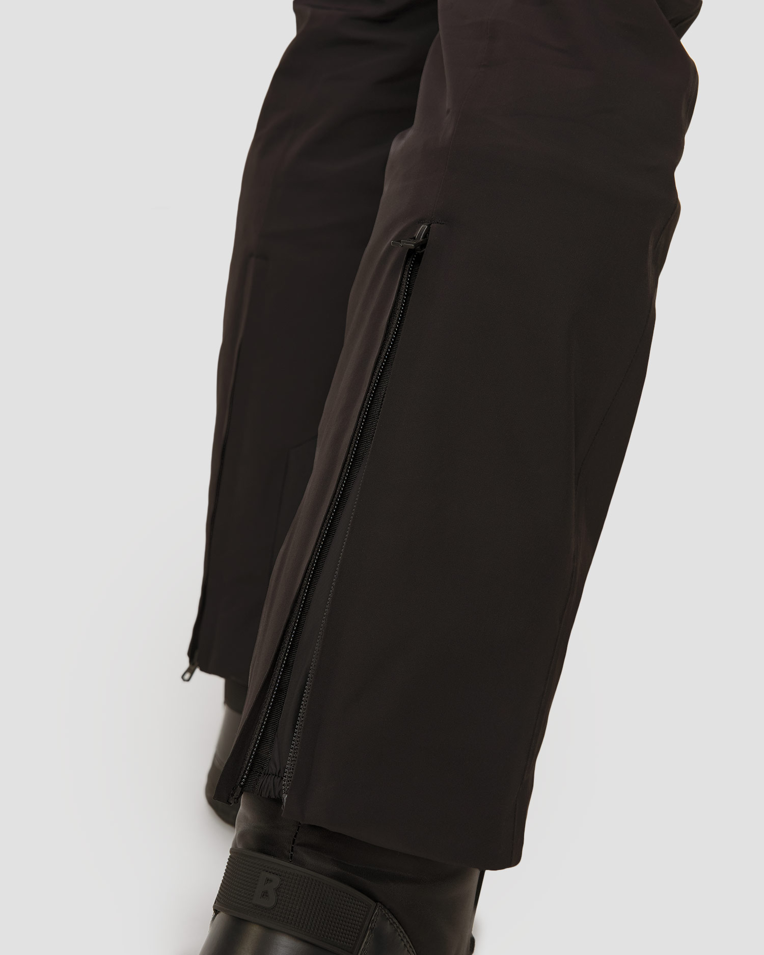 Dámské černé lyžařské kalhoty se šlemi BOGNER FIRE+ICE Ivie3-T