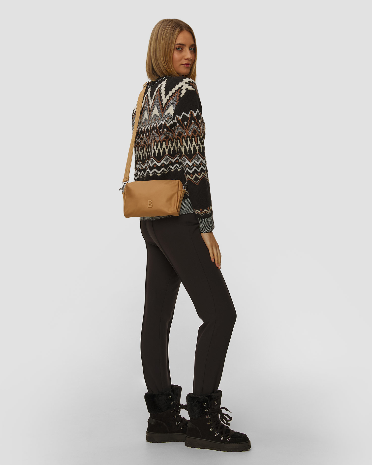 BOGNER Pukie Damentasche in Beige