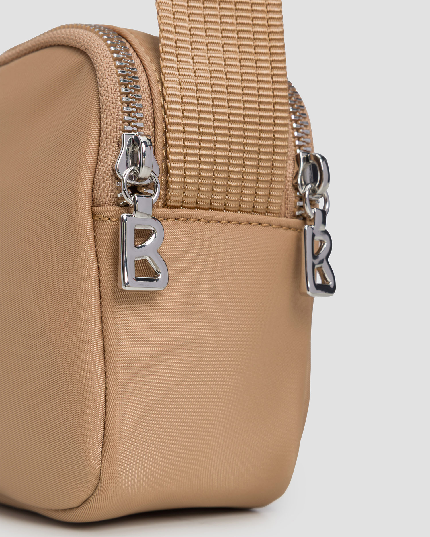 BOGNER Avy Damentasche in Beige