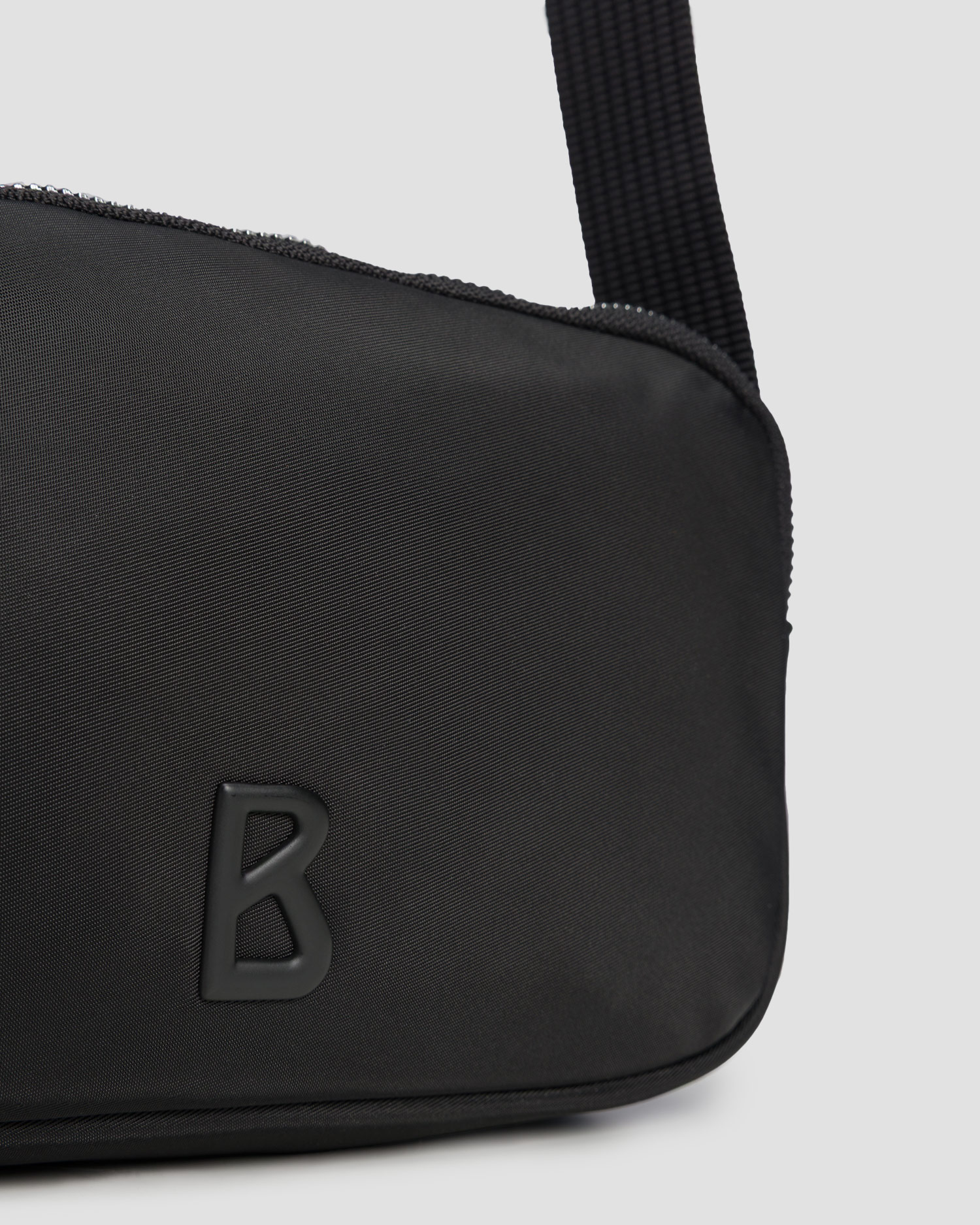 Dámská kabelka BOGNER Avy v černé barvě