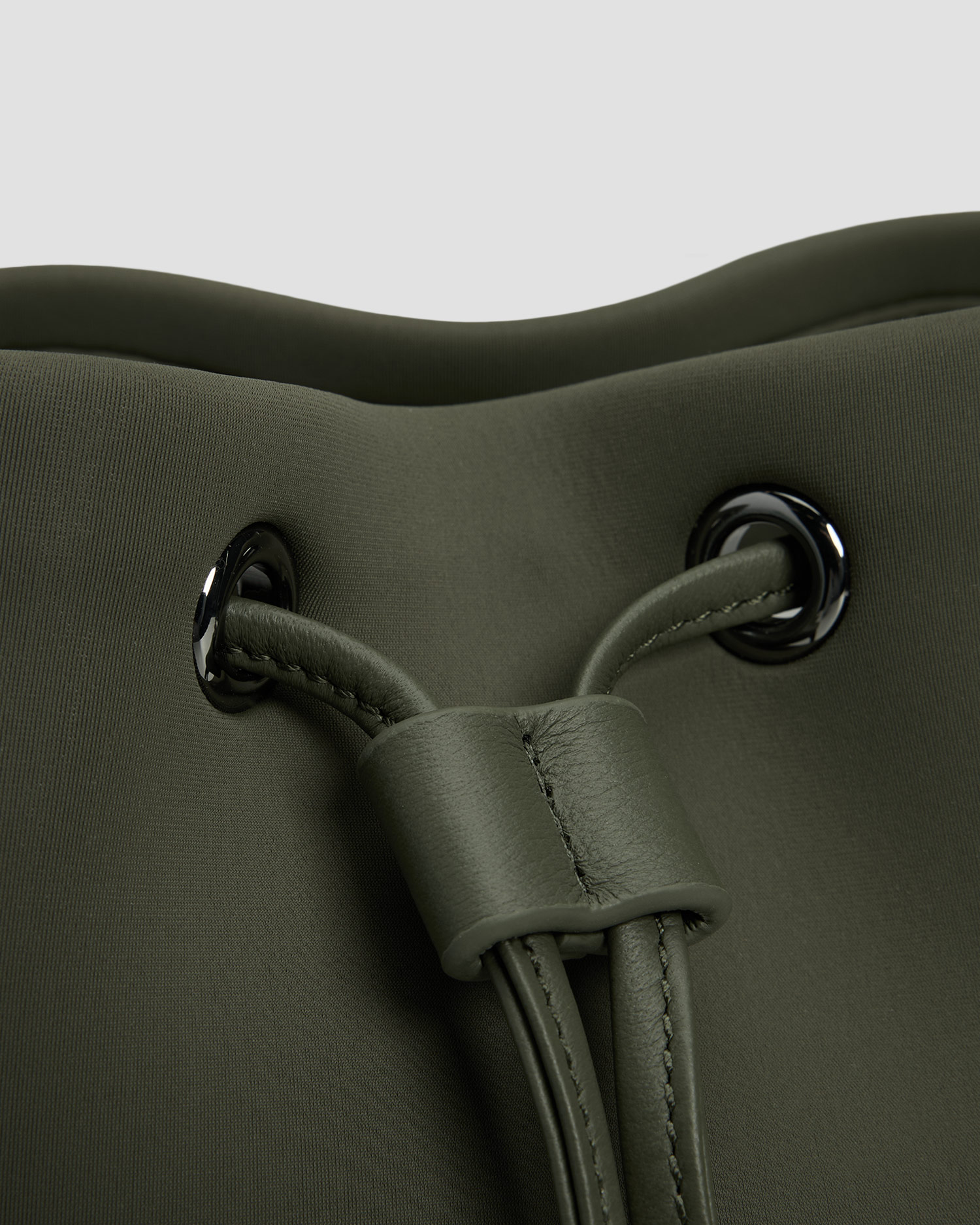 Borsa da donna tipo bucket BOGNER Alvier Ines cachi