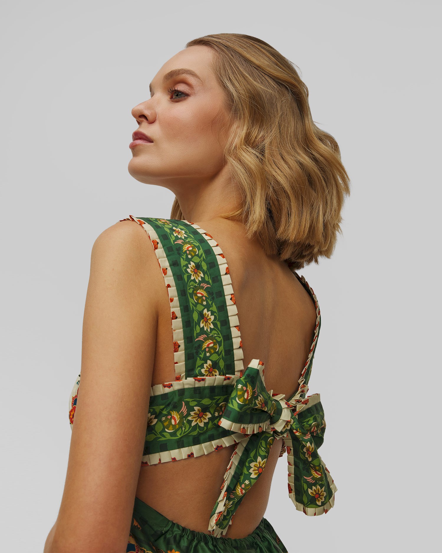 Letní bavlněné šaty Farm Rio Sand Garden Tapestry Back Bow