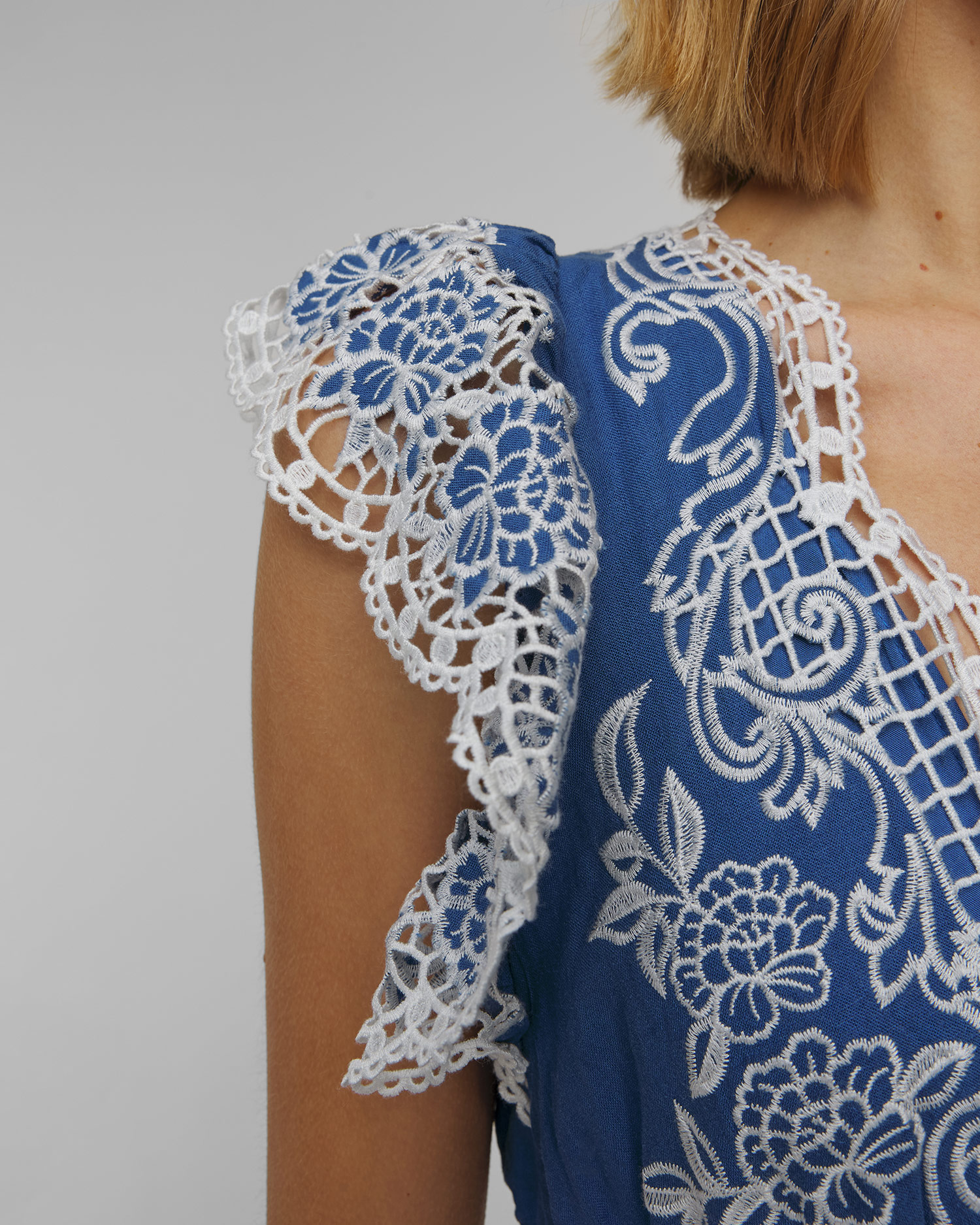 Robe maxi en lin Farm Rio Blue Romantic Richelieu Lenzing™ Ecovero™