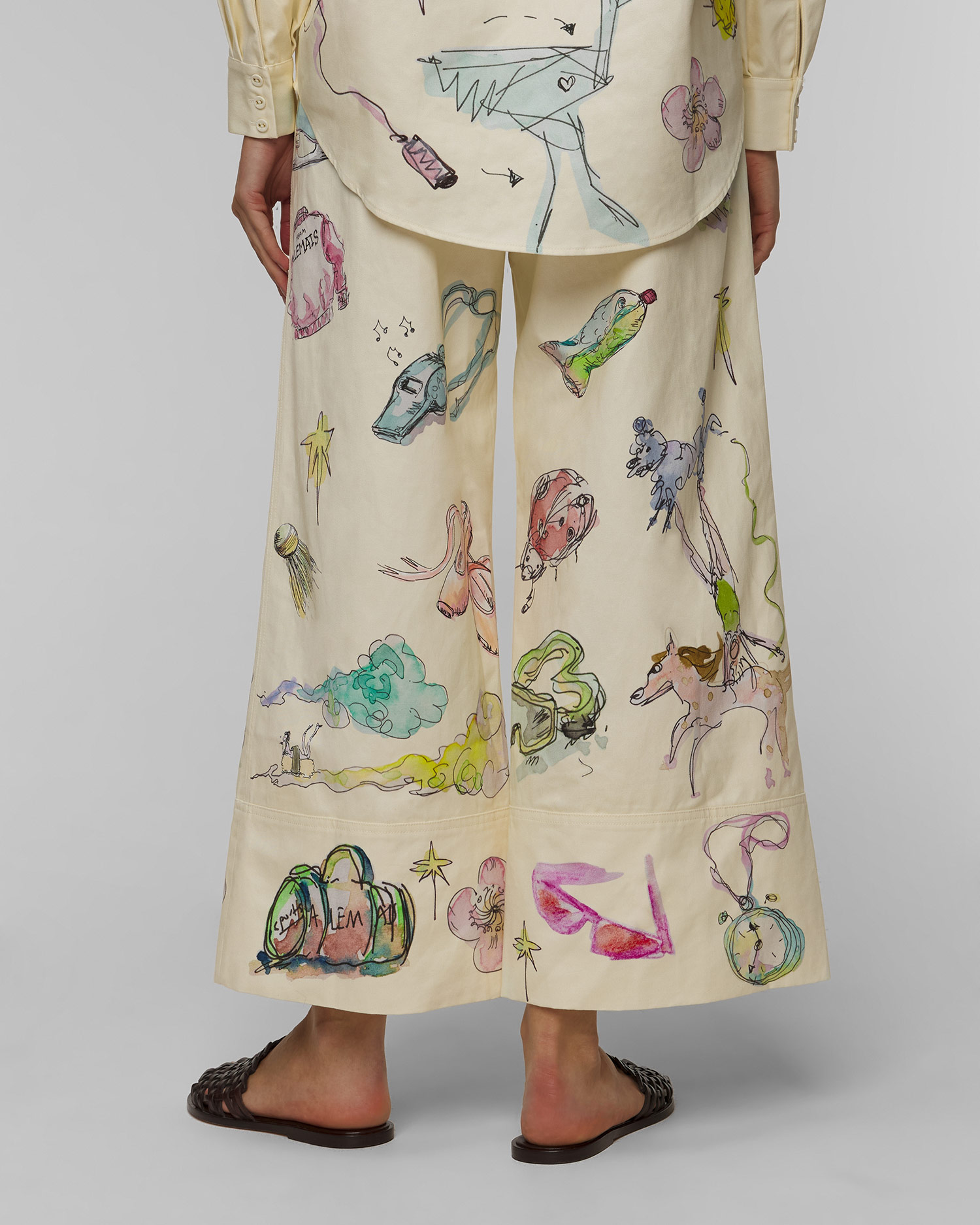 Pantaloni pentru femei din colecția limitată Alemais Court