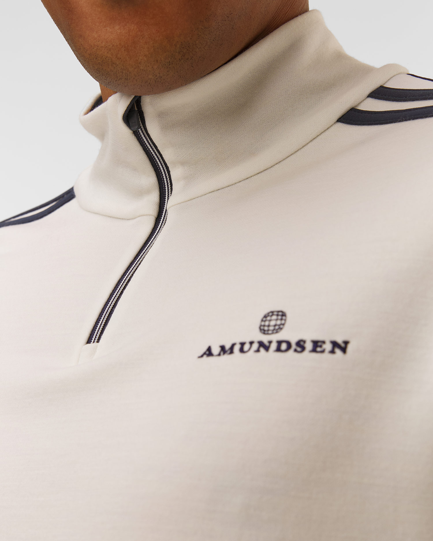 Pánská funkční mikina Amundsen 5Mila Half Zip Lines v bílé barvě