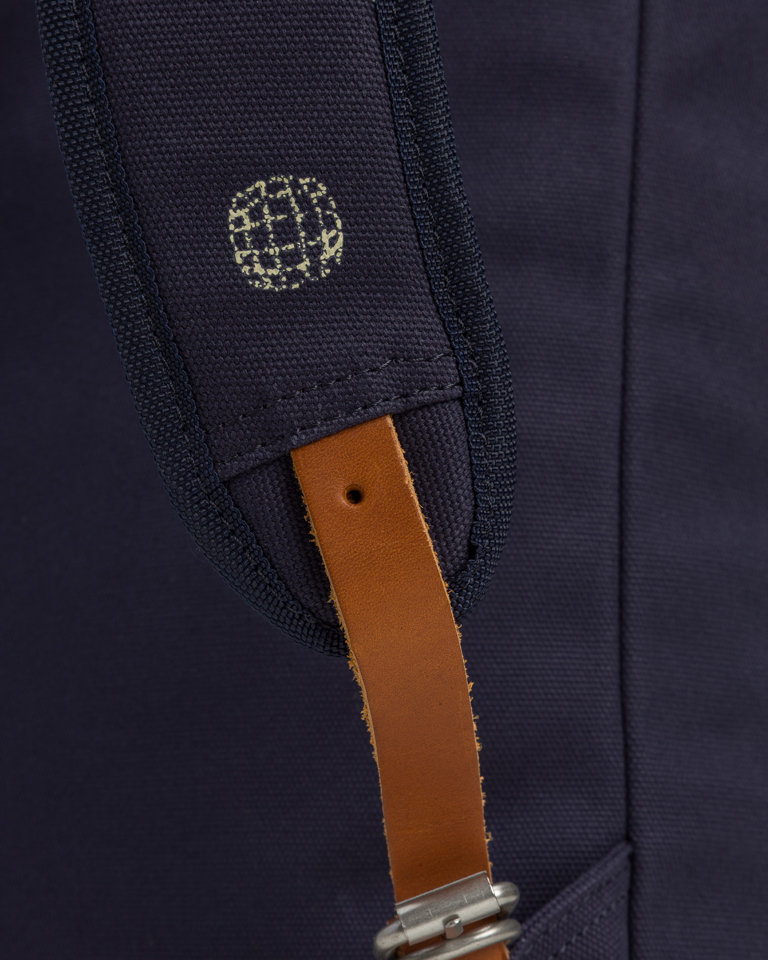 Sac à dos bleu marine canvas Amundsen Sports V-Bond Day Pack 25L