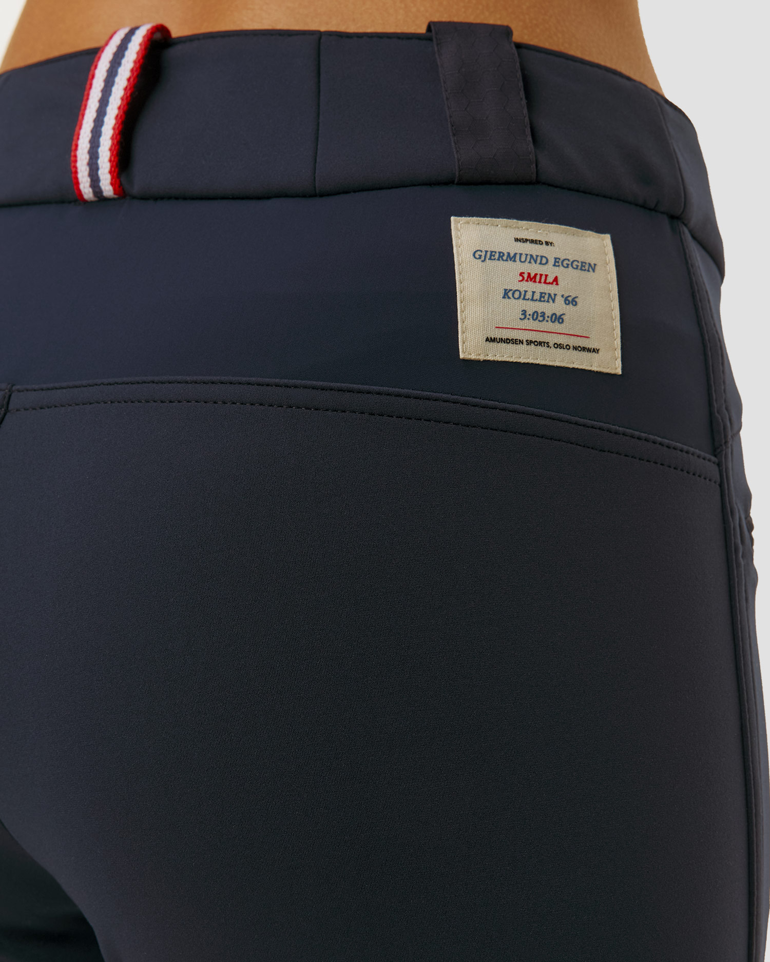 Spodnie softshellowe damskie Amundsen Sports 5Mila Pants granatowe