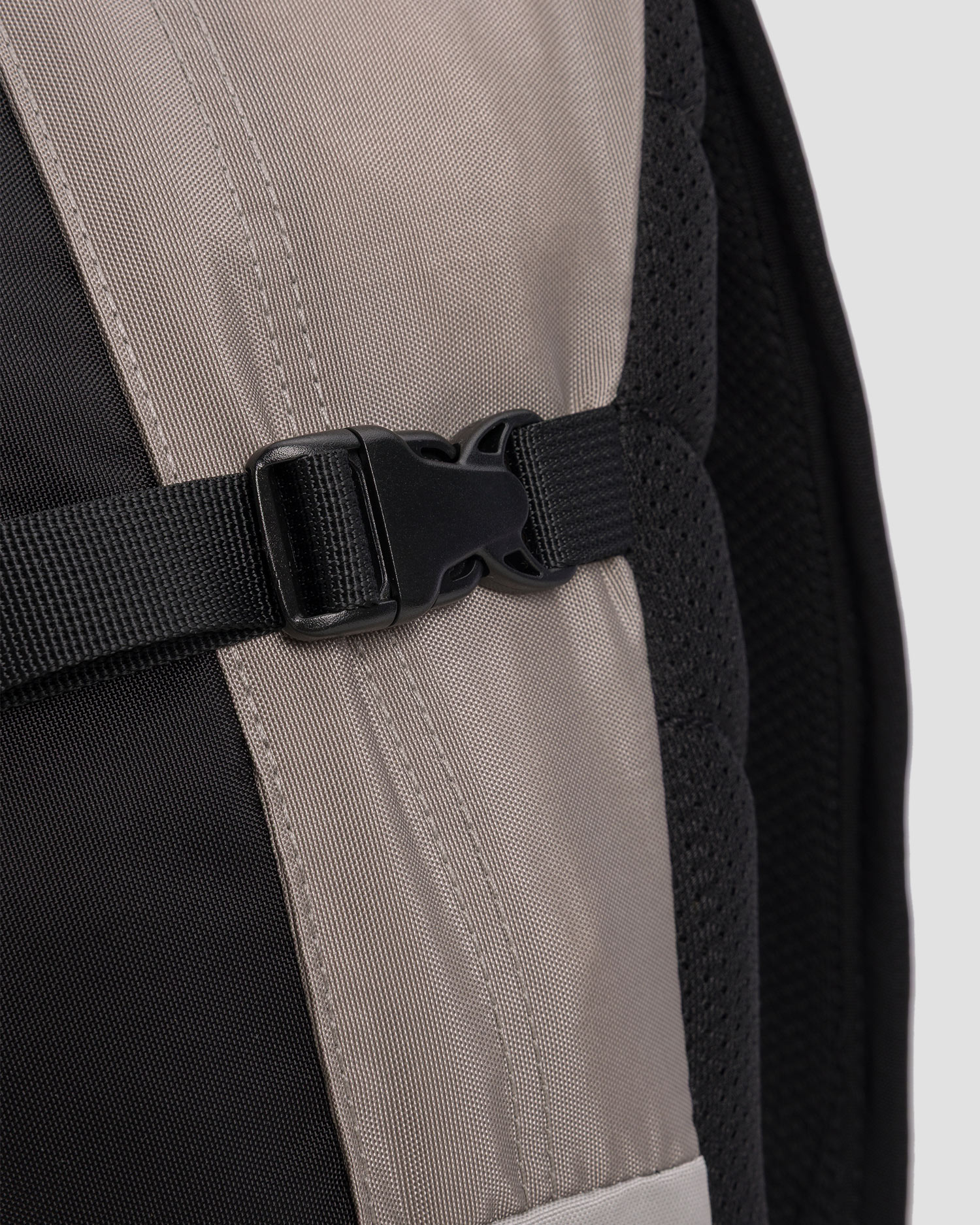 The North Face Hot Shot SE 30L Rucksack in Grau