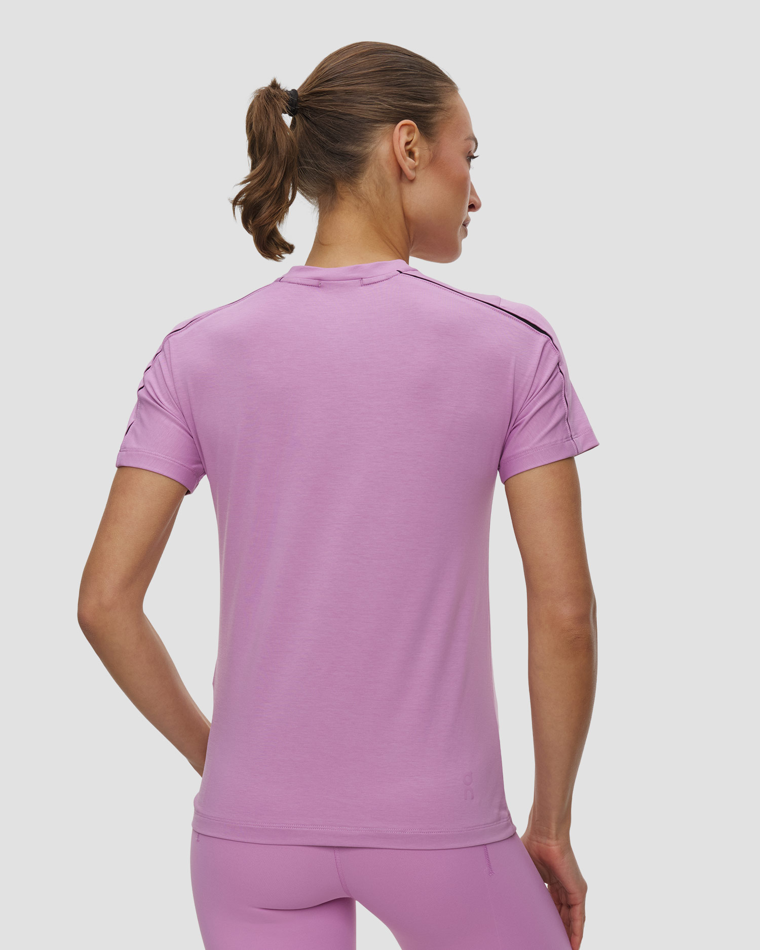 T-shirt damski On Focus-T