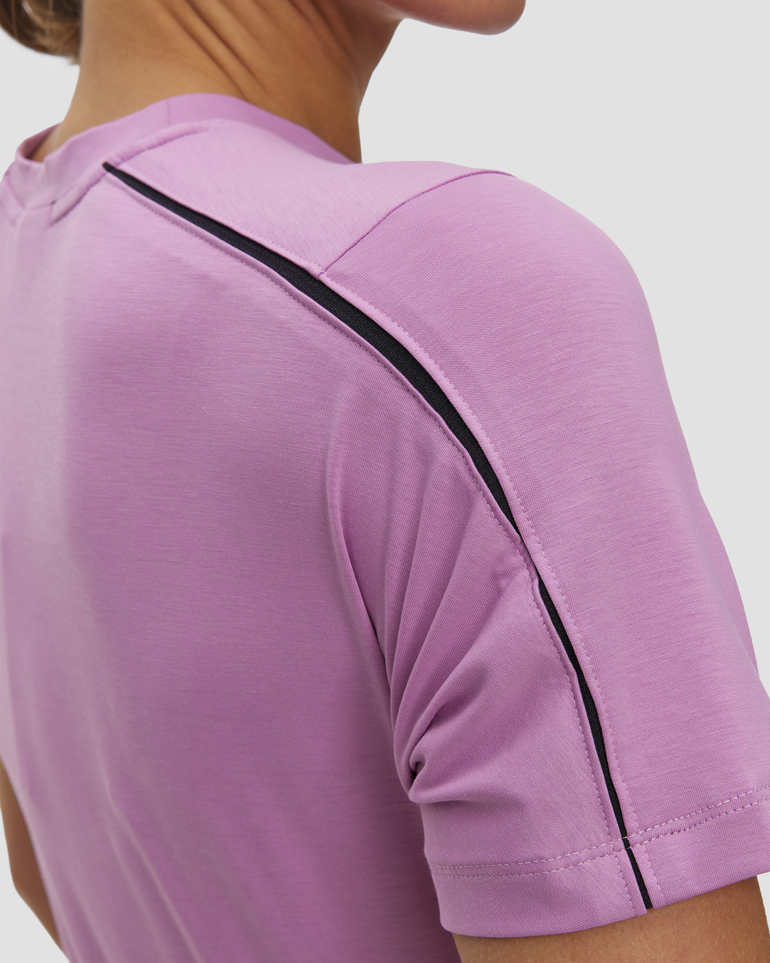 T-shirt damski On Focus-T