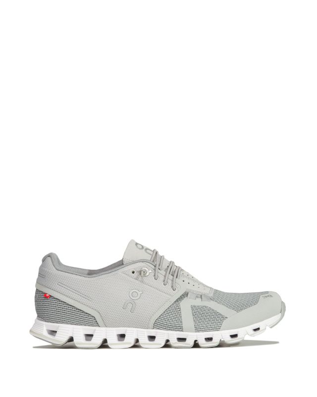 on cloud ladies trainers