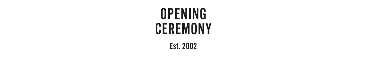 Logo-ul Opening Ceremony face trimitere la ceremonia de deschidere a Jocurilor Olimpice. 