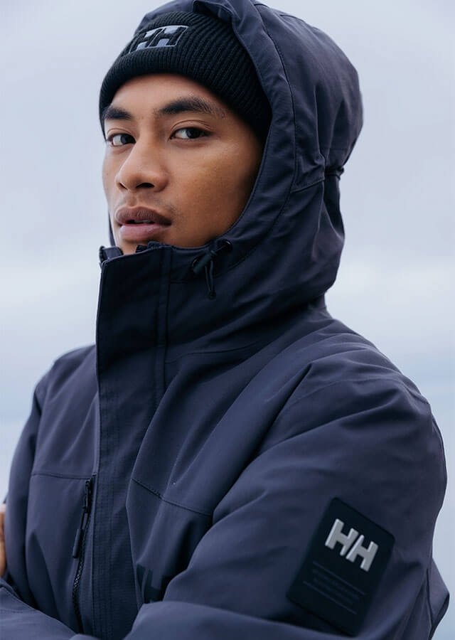 Marka Helly Hansen zaczynała od odzieży roboczej
